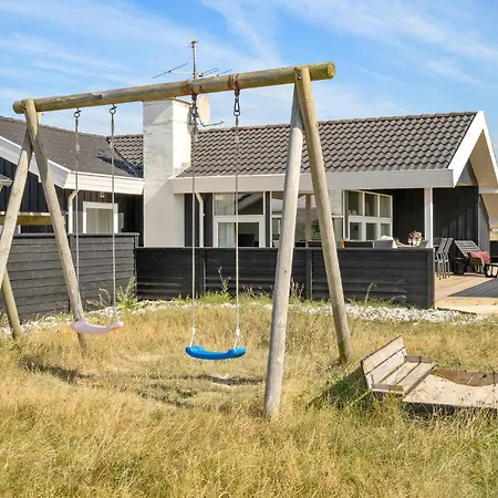 Nice Home In Hvide Sande With Sauna Bjerregård